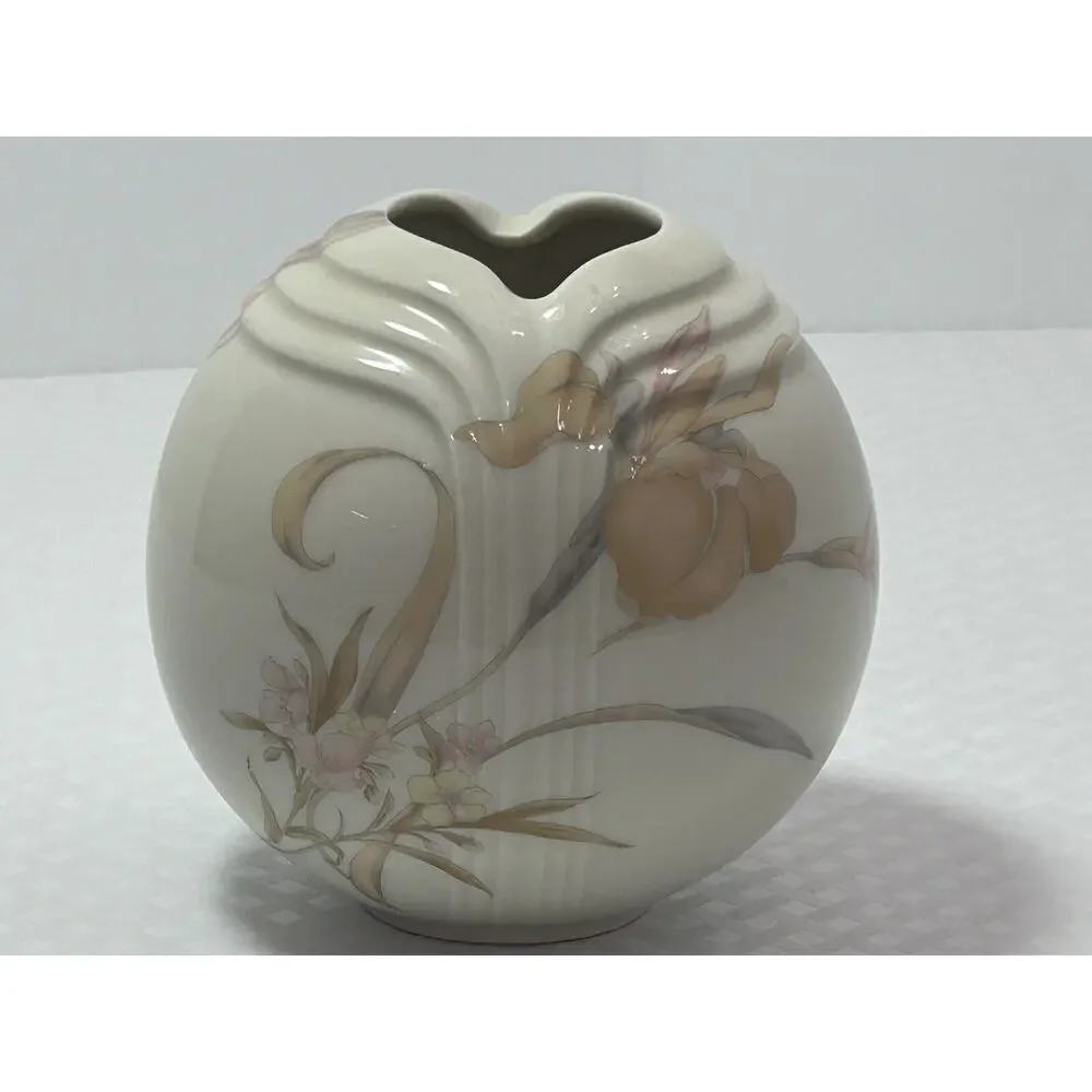 Art Deco Bud Vase 5” TOYO French‎ Orchid Floral Design Vintage 1980s